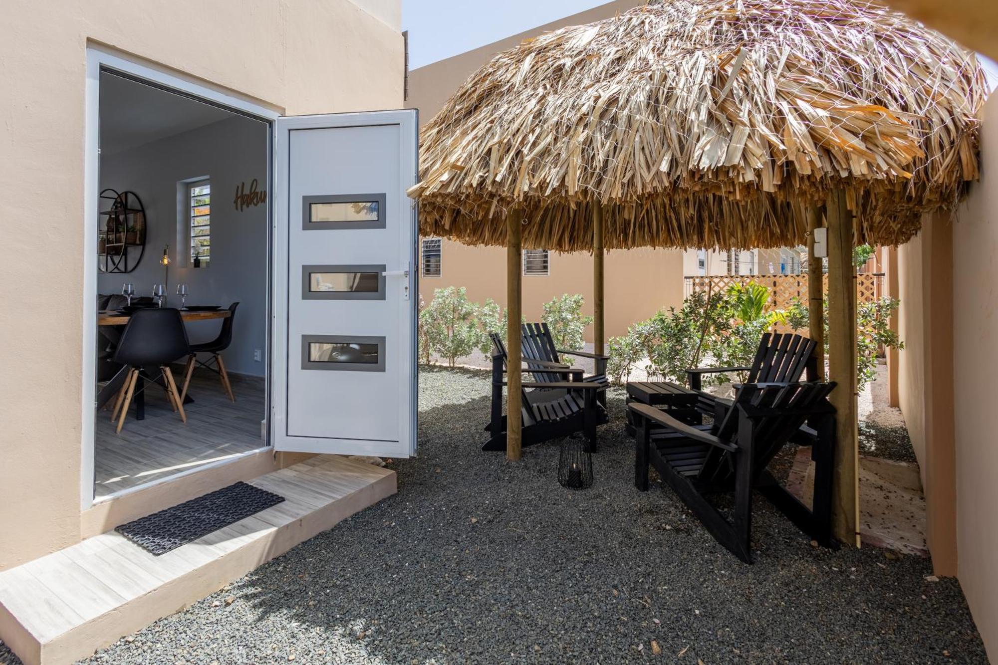 Av Curacao - Centrally Located Spacious Apartment Willemstad Buitenkant foto