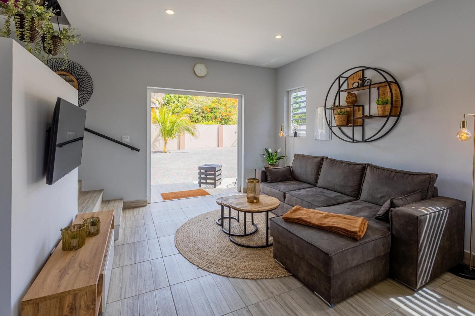 Av Curacao - Centrally Located Spacious Apartment Willemstad Buitenkant foto