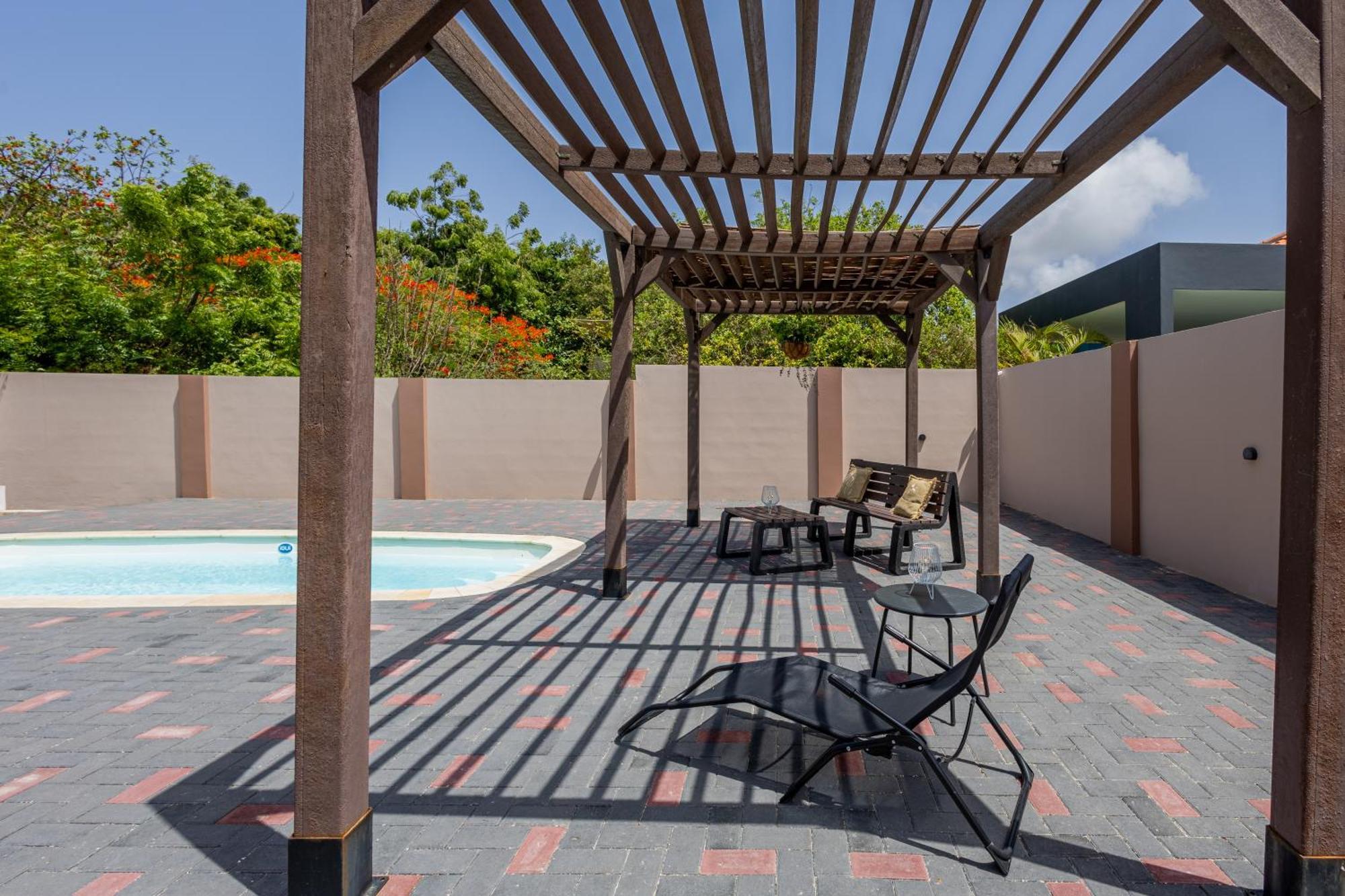Av Curacao - Centrally Located Spacious Apartment Willemstad Buitenkant foto